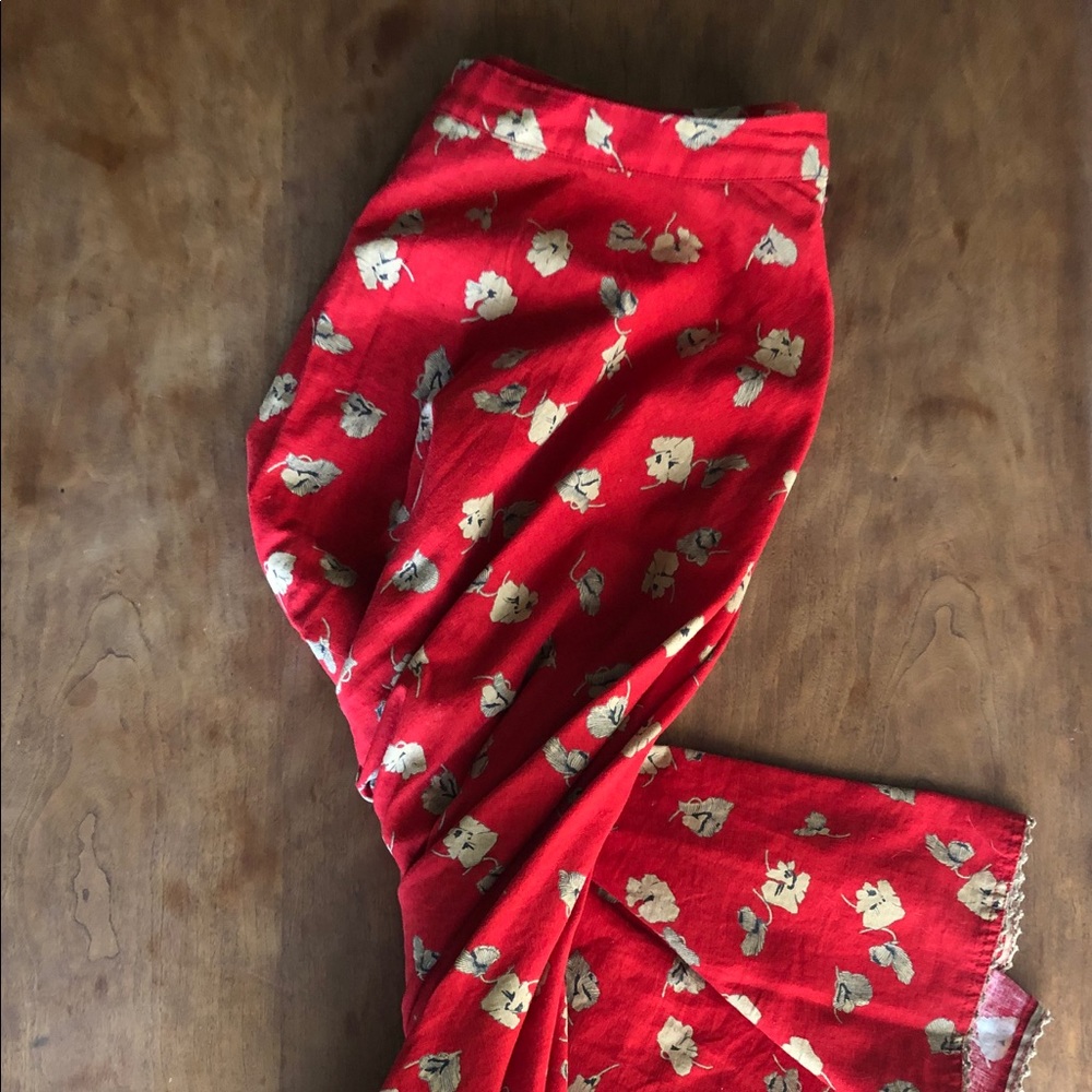 ✨FREE PEOPLE✨ Red floral skirt